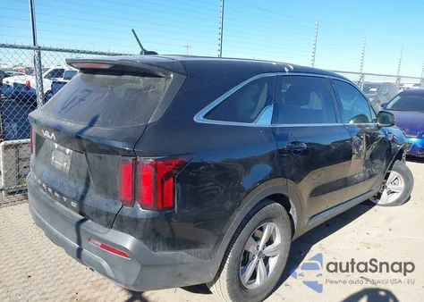 2022 Kia Sorento Lx z USA, uszkodzony, nr VIN 5XYRG4LC5NG092157